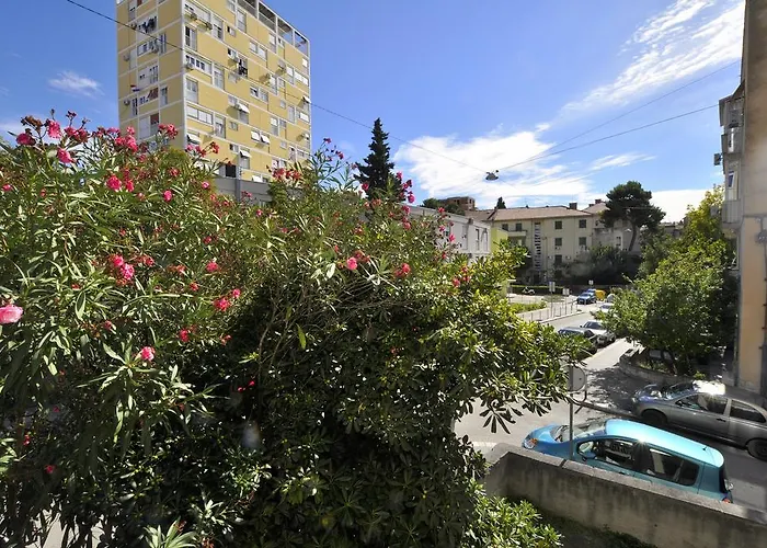 Apartments Rajna