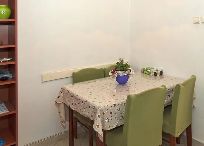 Apartments Rajna